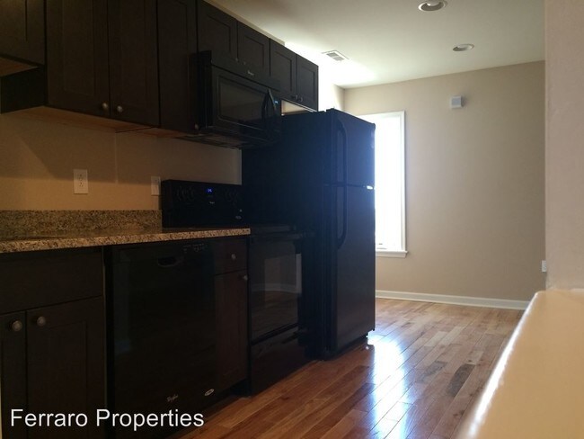 Building Photo - 408 N 41st St