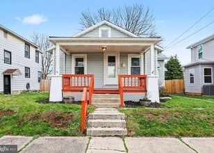 Building Photo - 121 E Portland St