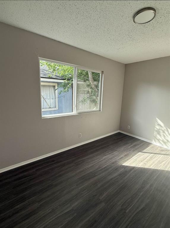 Foto del edificio - 6815 Blue Dawn Trail