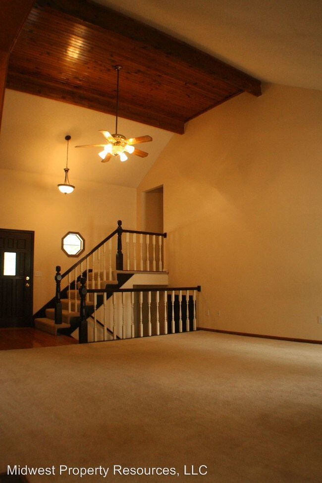Building Photo - 3 br, 2.5 bath House - 109 NE Bristol Drive