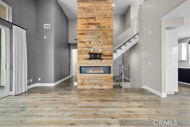 Foto del edificio - 2415 Carnegie Ln