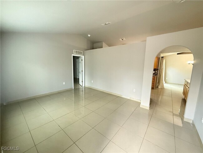 Foto del edificio - 3207 54th St W