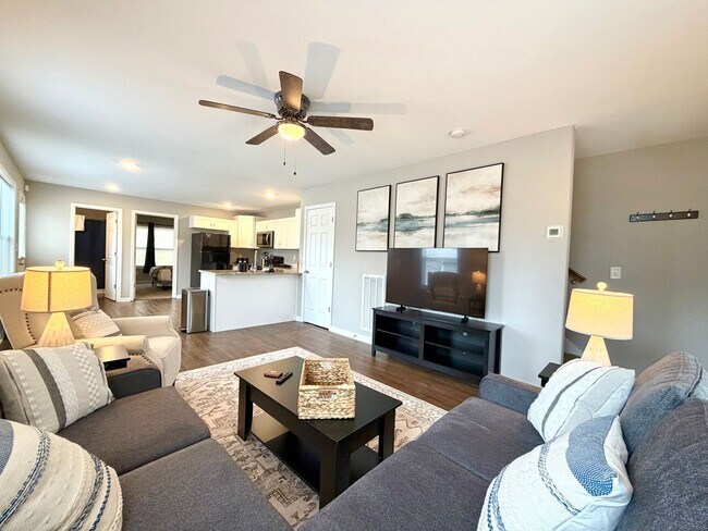 Foto del edificio - 925 Woody Hills Dr