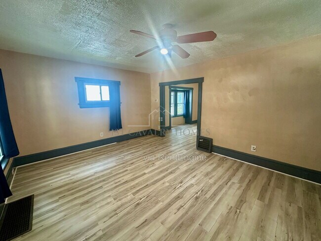 Foto del edificio - 280 Lake St