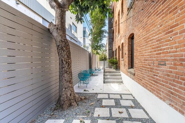 Interior Photo - Casa Real