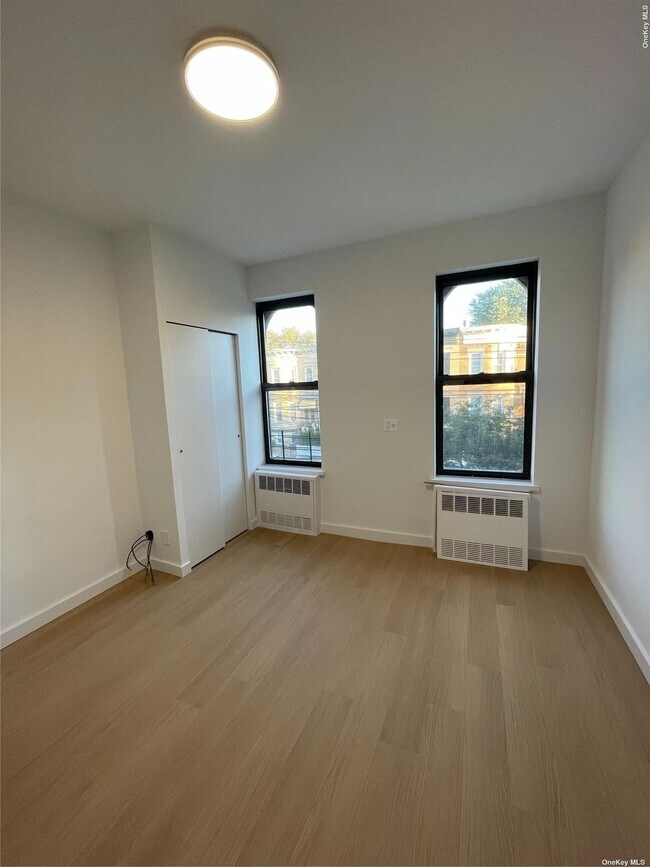 Building Photo - 64-11 68th Ave