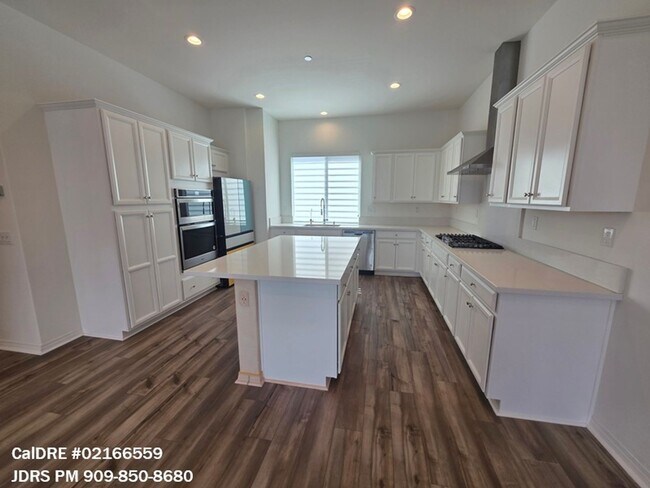 Foto del edificio - Irvine 2 Bedroom Condo