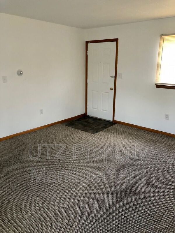 Foto del edificio - 1367 N Main St