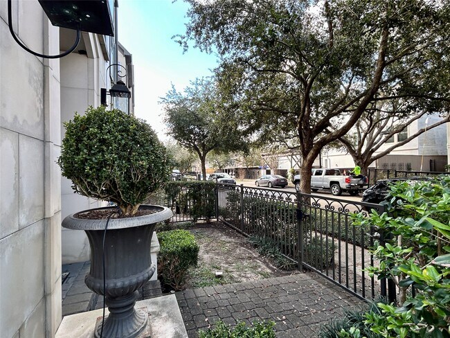 Foto del edificio - 4031 Bellefontaine St