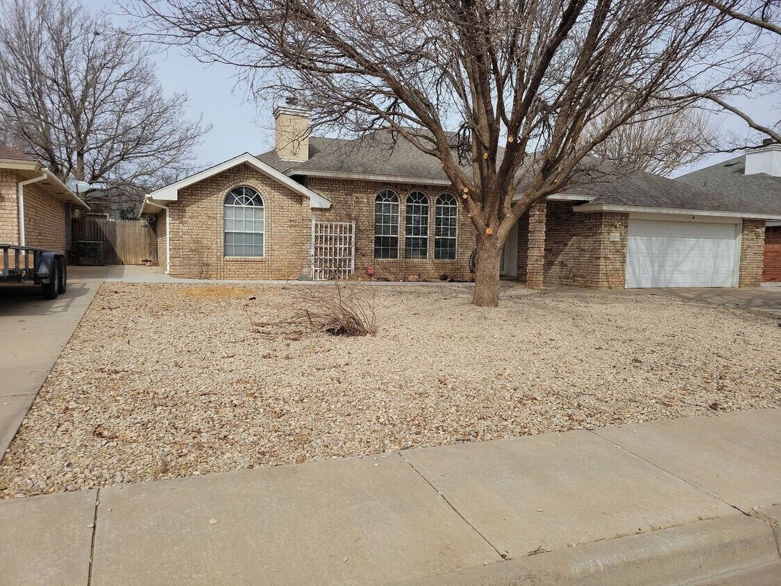 1204 Rosewood Dr, Clovis, NM 88101 House Rental in Clovis, NM