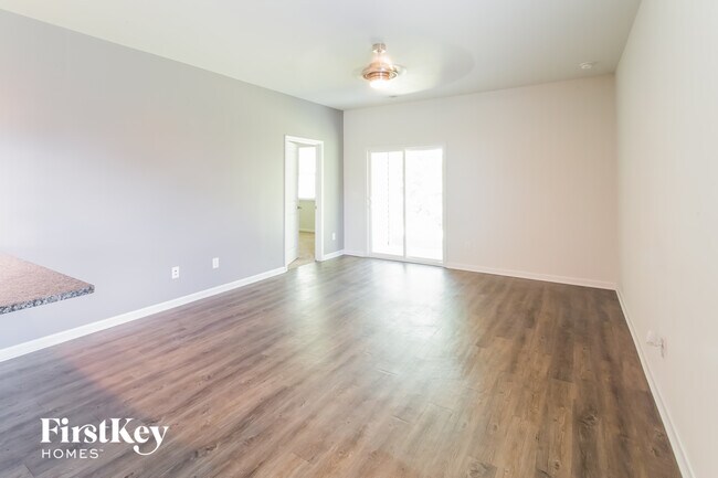 Building Photo - 624 Wayton Cir