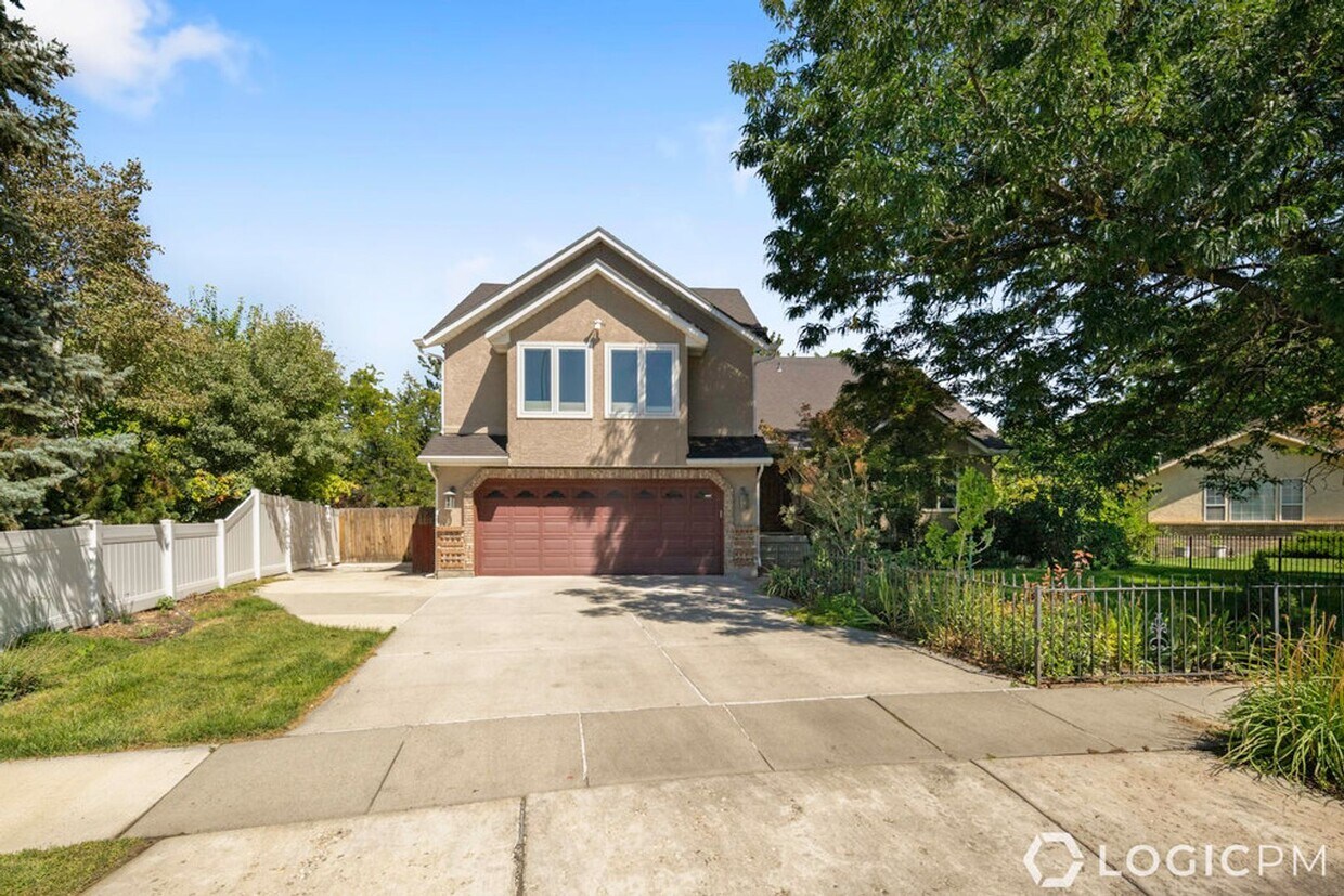 Foto principal - Stunning Murray Home In Excellent Neighbor...
