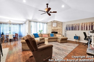 Foto del edificio - 7706 Red Hill Pl