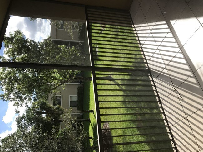Building Photo - 2 br, 2 bath  - 16501 Blatt Blvd Apt 201