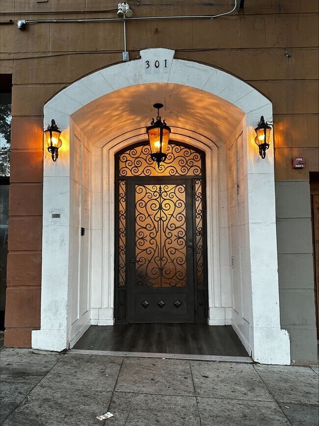 Foto del interior - Flint 301 S Kenmore LLC