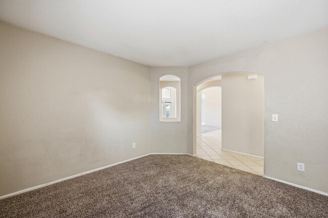 Foto del edificio - 8205 S 45th Ln