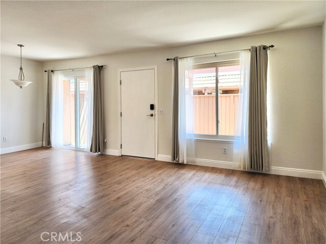 Building Photo - 31477 Los Rios St