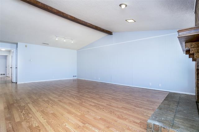 Building Photo - 610 Woodhaven Pl