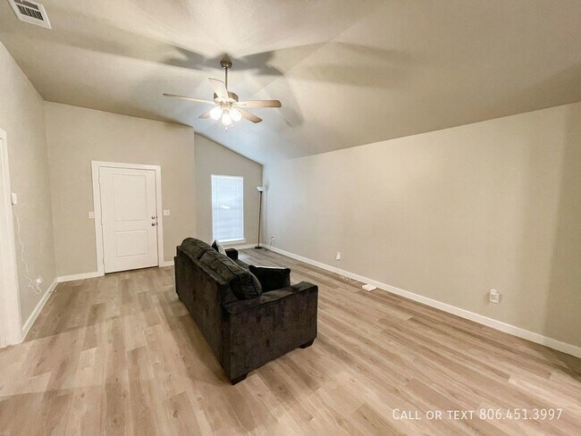 Building Photo - 3401 Urbana Pl