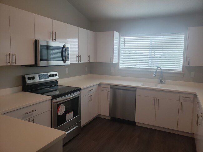 Foto del edificio - 2 Bed 1 Bath in Orem!!