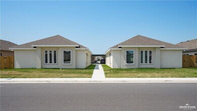 Building Photo - 33 Puffin Ave