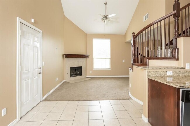 Building Photo - 509 SW 121st Pl