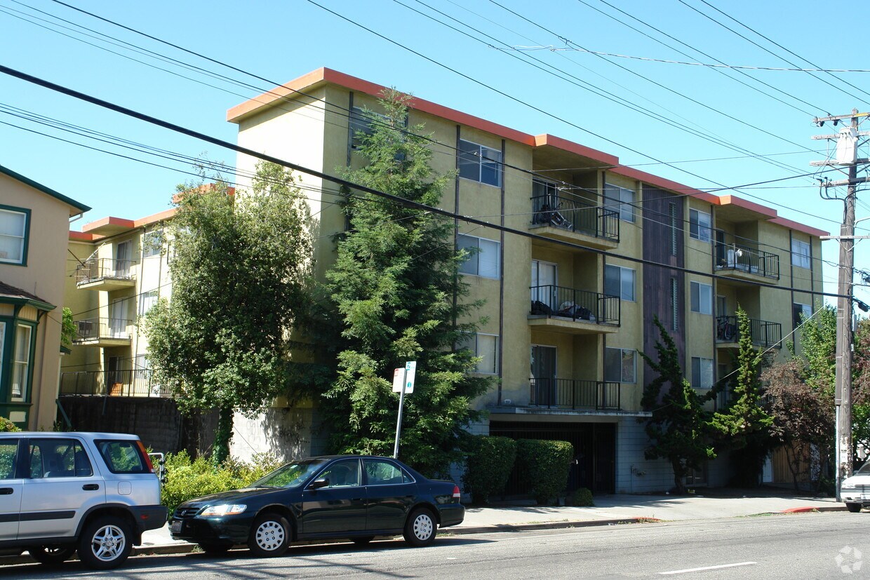 Primary Photo - 2216-2220 Dwight Way