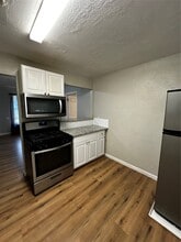 Building Photo - 7339 Eisenhower Rd