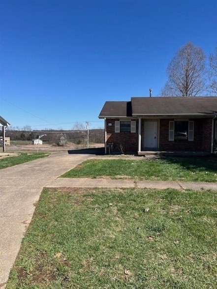 Building Photo - 1707A Cliff Ridge Ct