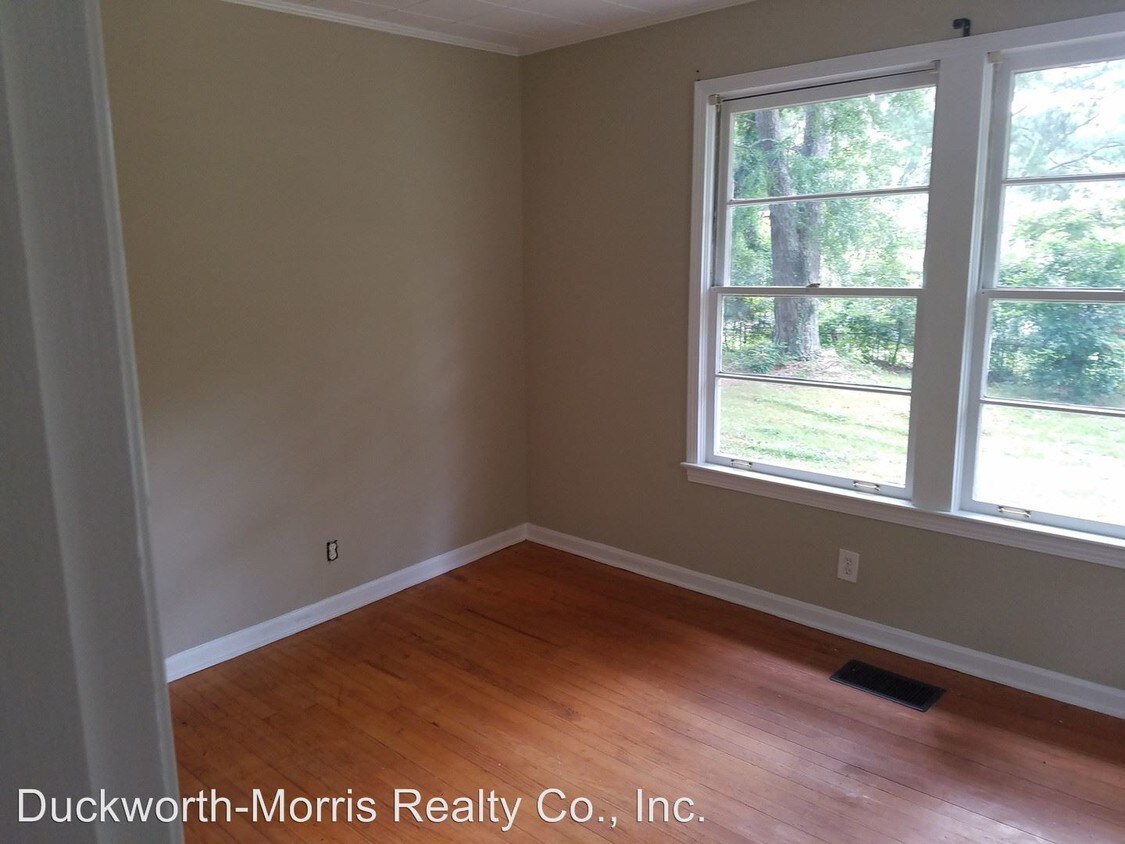 Foto del edificio - 2 br, 1.5 bath House - 3225 Loop Rd