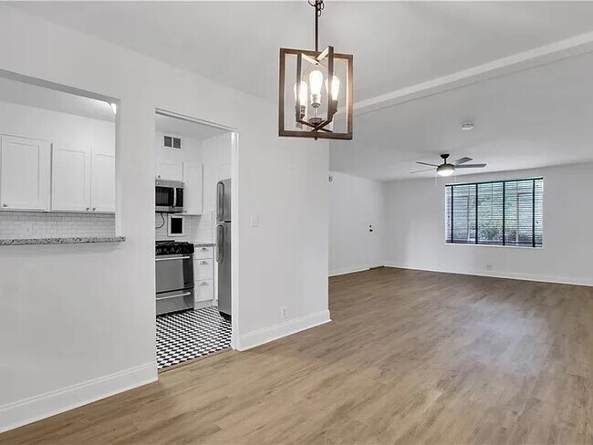 Foto del edificio - 1174 Briarcliff Rd NE