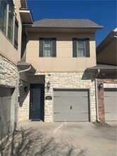 Building Photo - 2623 S Everest Ave