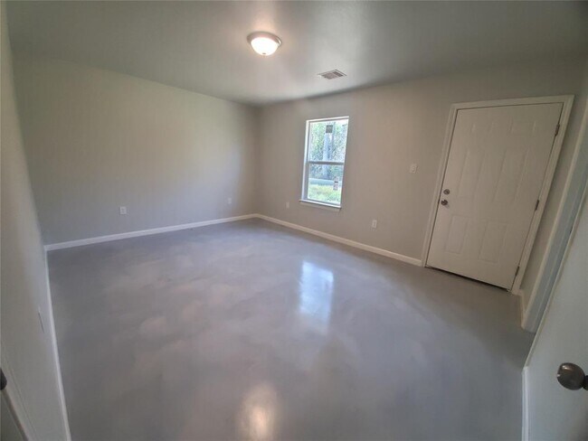 Foto del edificio - 626 Luke St