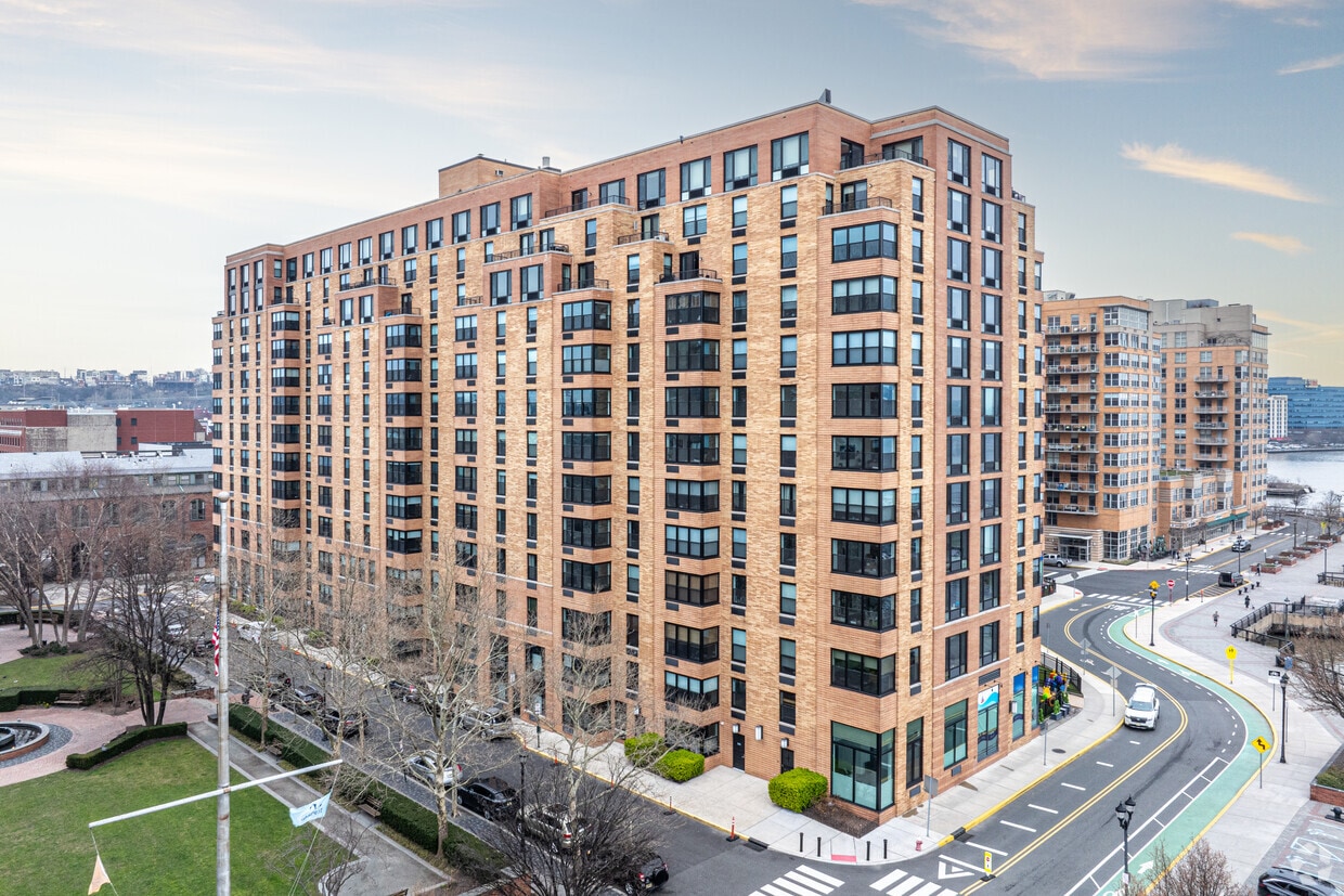 South Constitution Condos Apartments in Hoboken, NJ