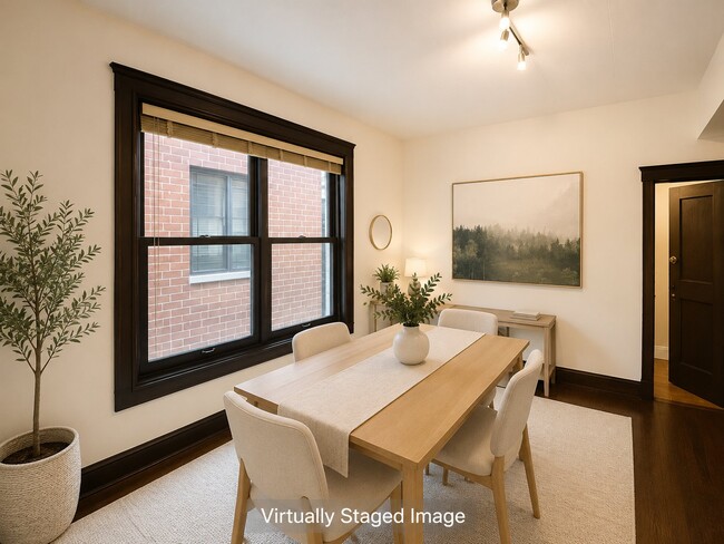 Photo - 852 W Diversey Pkwy (Chicago, IL) Apartment