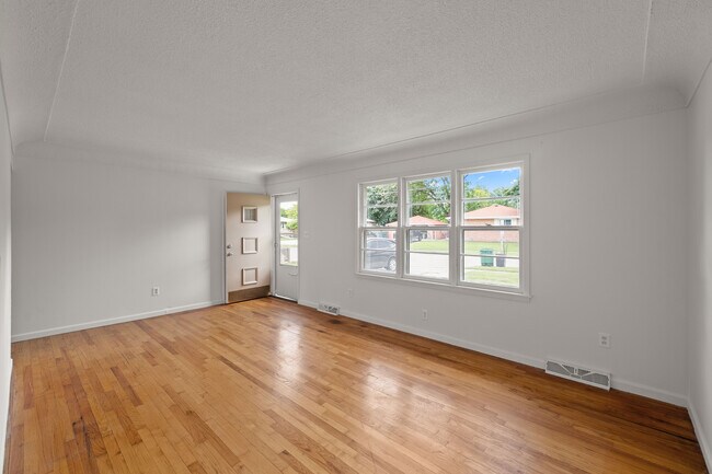 Foto del edificio - 708 SW 4th St