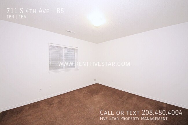 Building Photo - 711 S 4th Ave