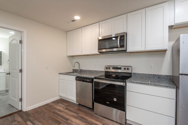 Building Photo - 2251 Melson Rd