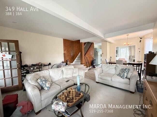 Photo du bâtiment - CHARMING 3 BED/1 BATH TOWNHOUSE - WALKERVILLE + YDRO, WATER & GAS!