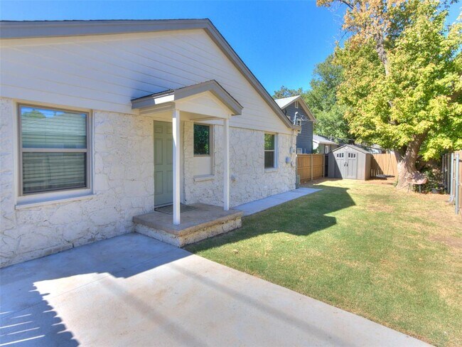 Building Photo - 4101 N Hammond Ave