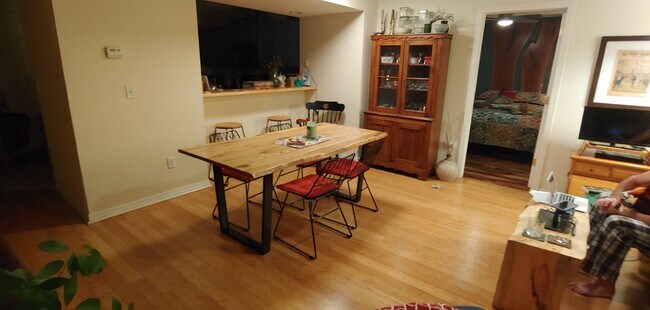 Foto del edificio - 1020 Andrews Peak Dr