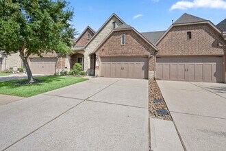 Building Photo - 9026 Centennial Dr