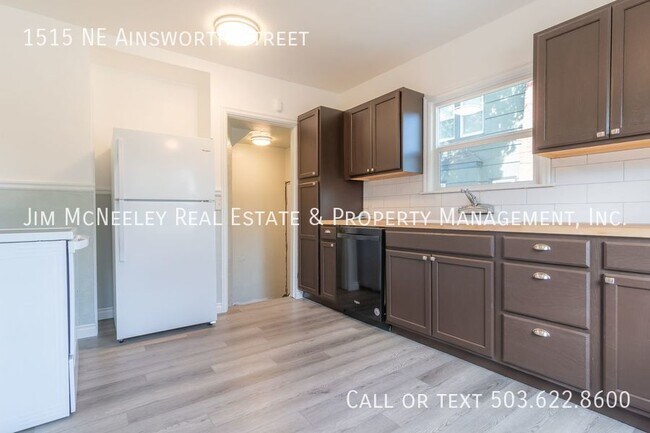 Building Photo - CHARMING WOODLAWN NE PDX NEIGHBORHOOD -3BR...