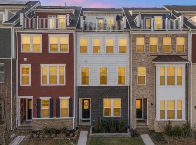 Building Photo - 1581 Sandpiper Bay Lp