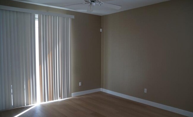 Foto del edificio - 10181 Bentley Oaks Ave