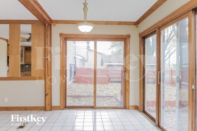 Foto del edificio - 1846 Ashwood Ln