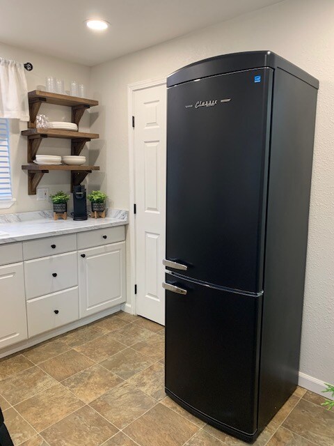 Foto del edificio - 1820 Whitman Rd