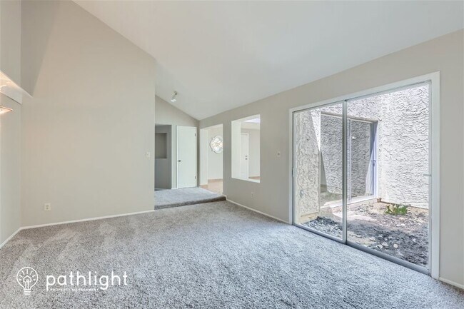 Foto del edificio - 3031 W Mercer Lane
