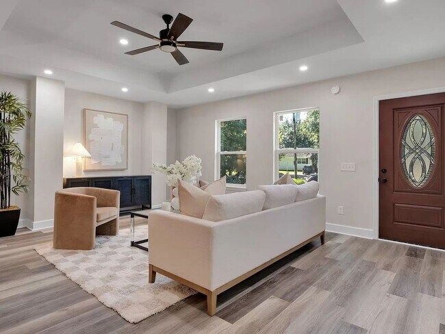 Foto del edificio - 2034 Harold Ct