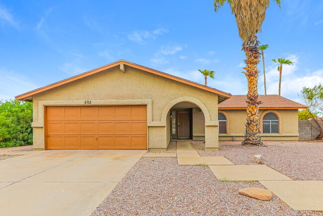Building Photo - 503 W Cheyenne Dr